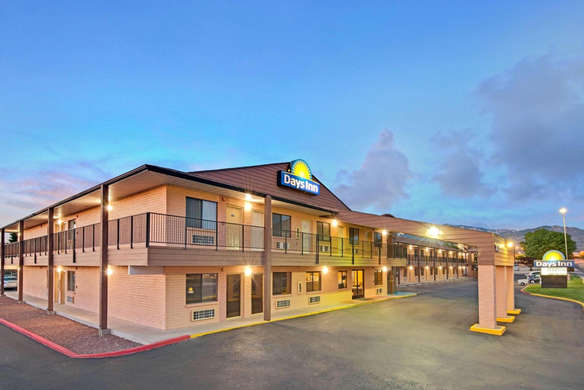 5 Budget Hotels Near University of New Mexico Worth Booking