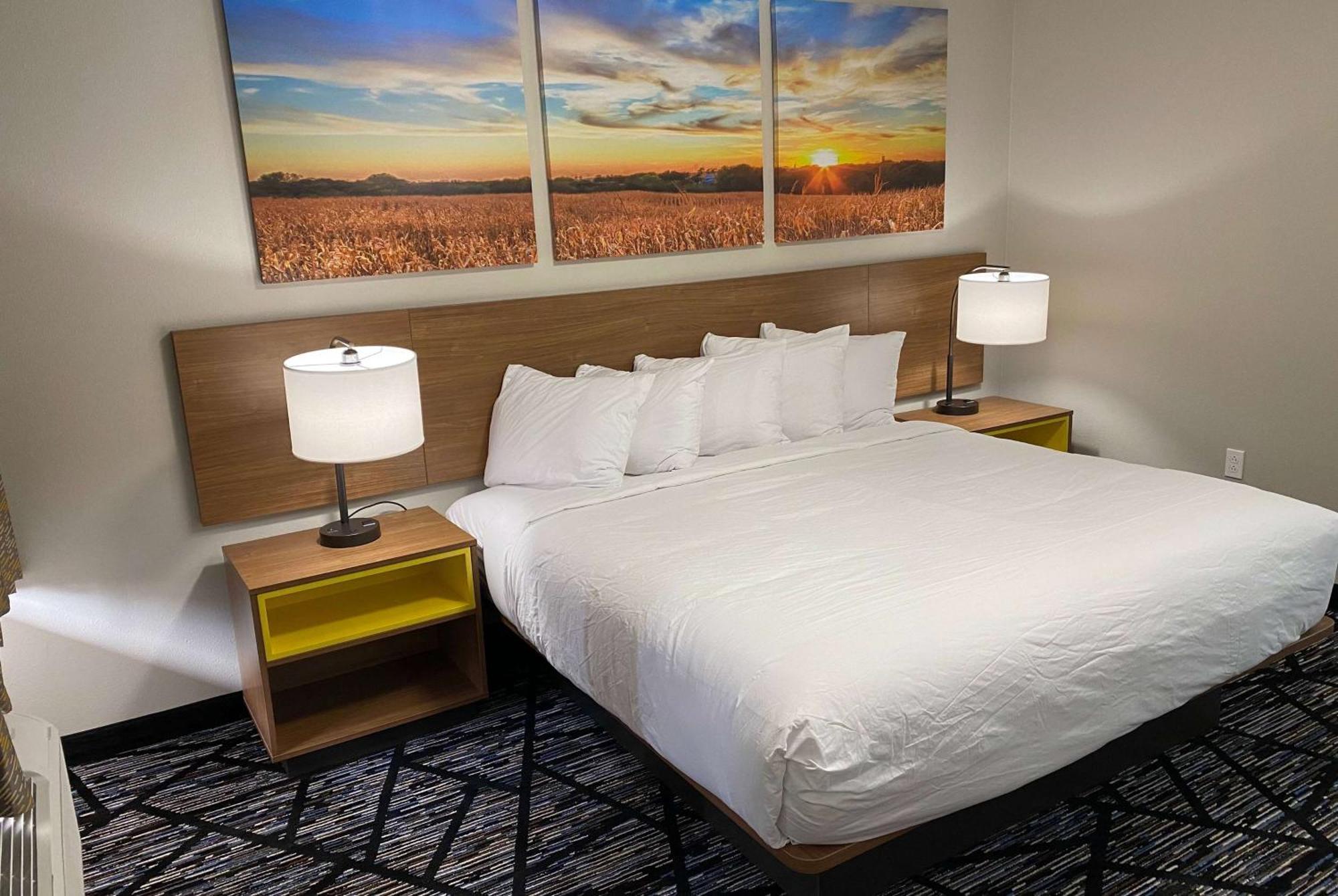 Where to Stay Near Killen Stadium: 6 Budget Hotels in Lake Charles