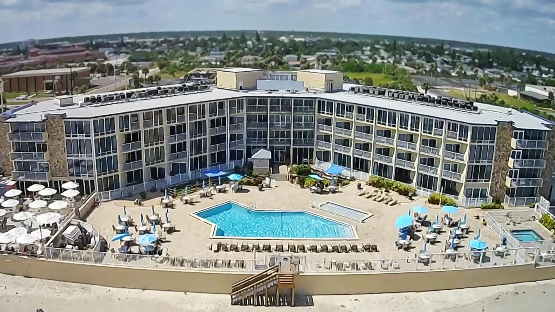 4 Beach Hotels Near Tanger Outlets Daytona That Deliver