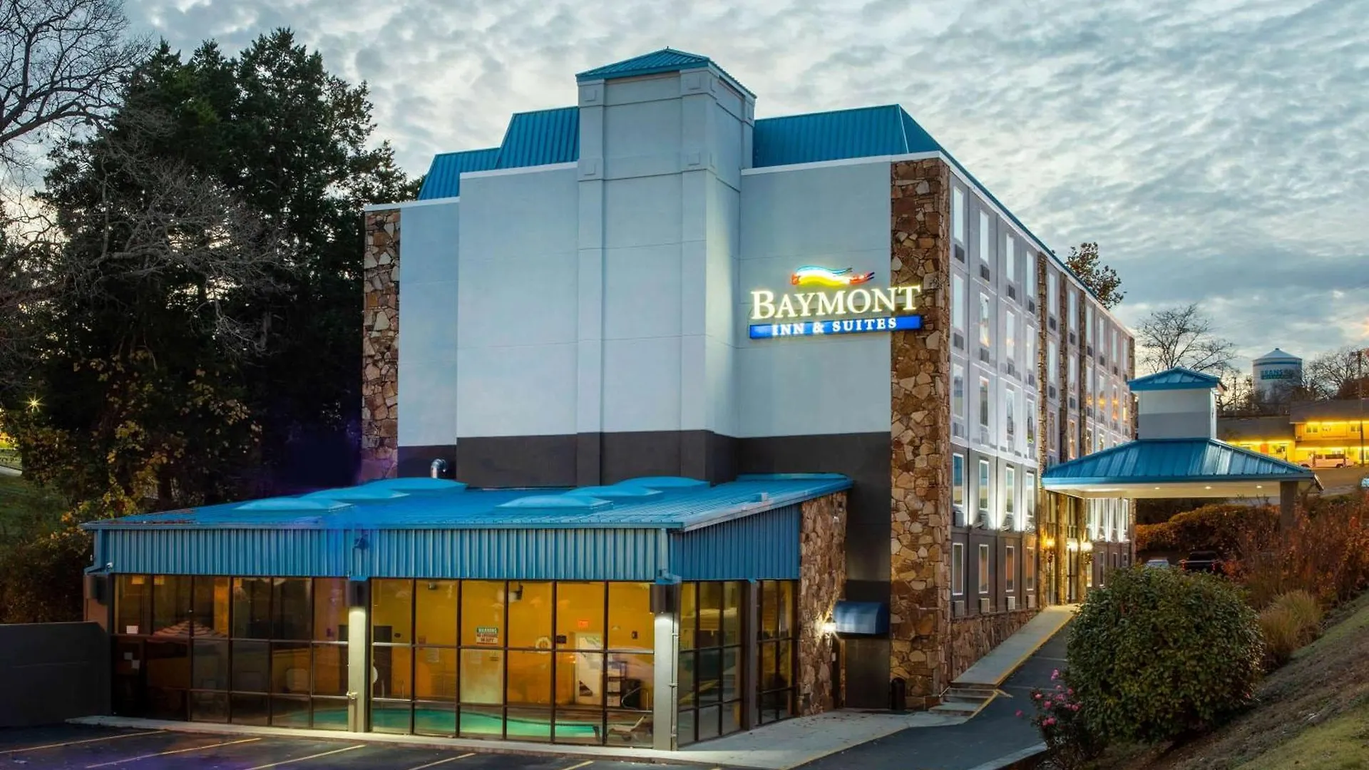 4 Leisure Hotels Close to Adventure Ziplines of Branson