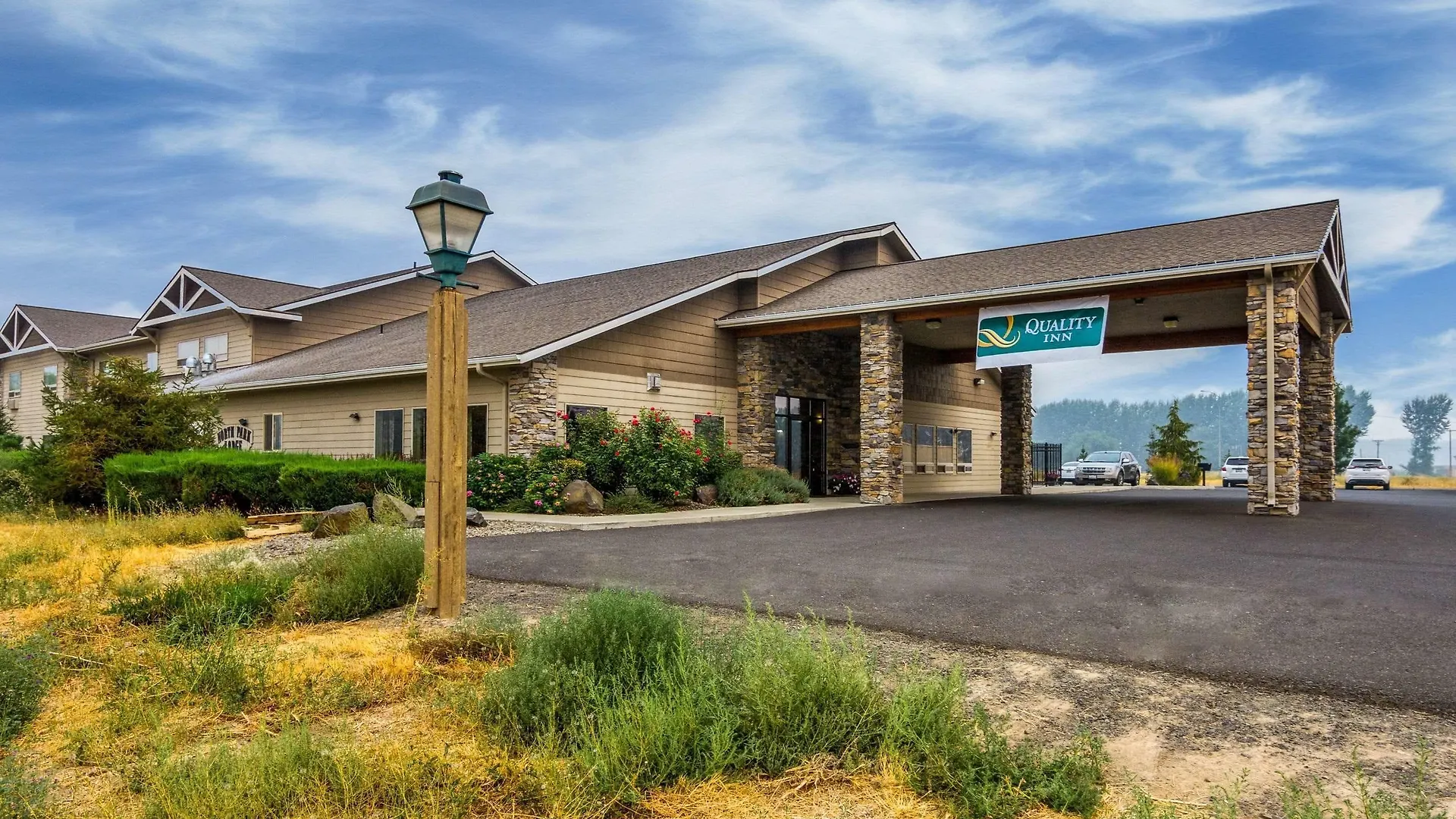 Staying Central in Washington State: 15 Hotels Compared