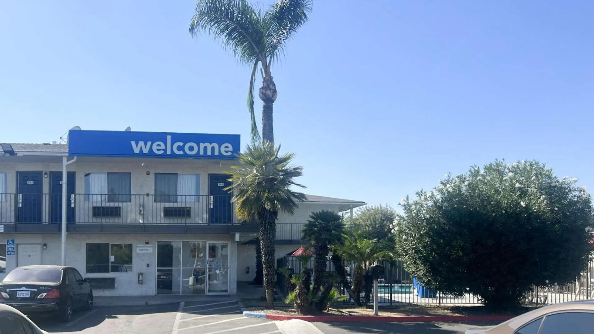 Where to Stay in California: 15 Best 3-Star Hotels