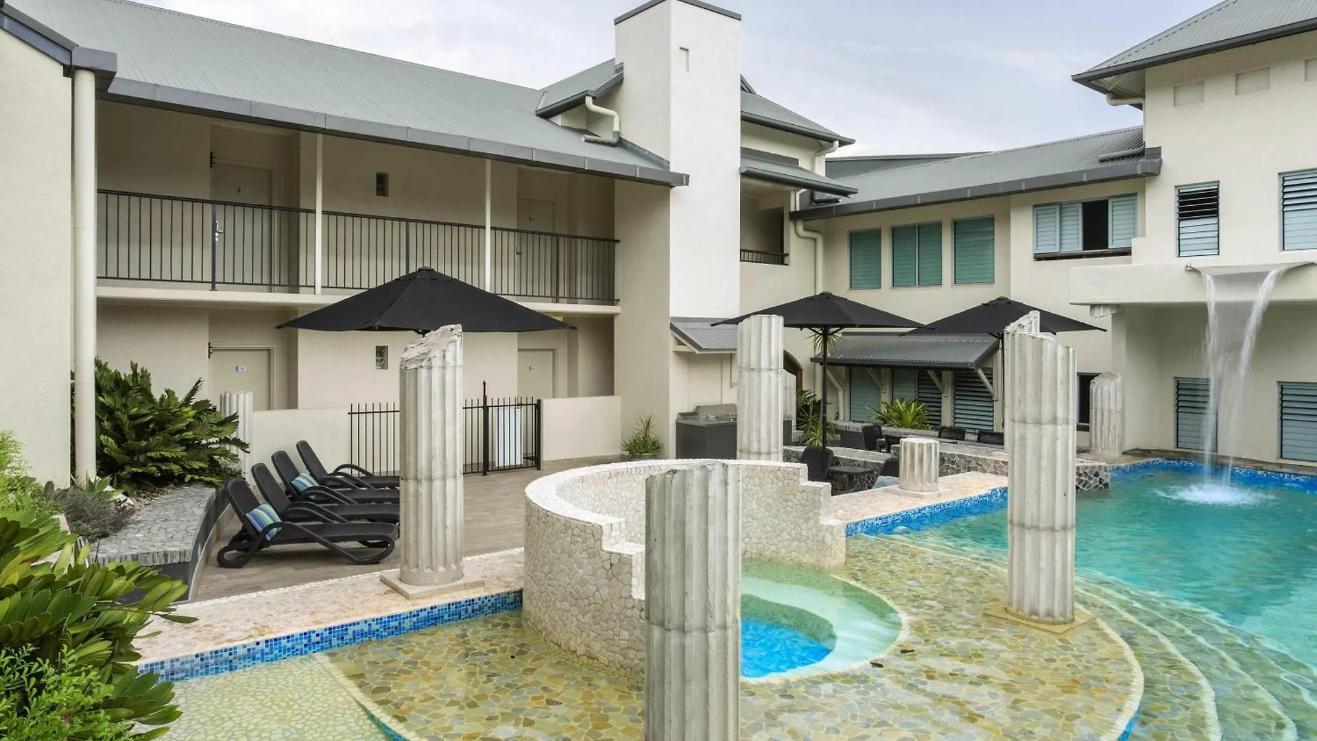 4 Mantra Hotels Near The Rainforest Habitat for Tropical Access