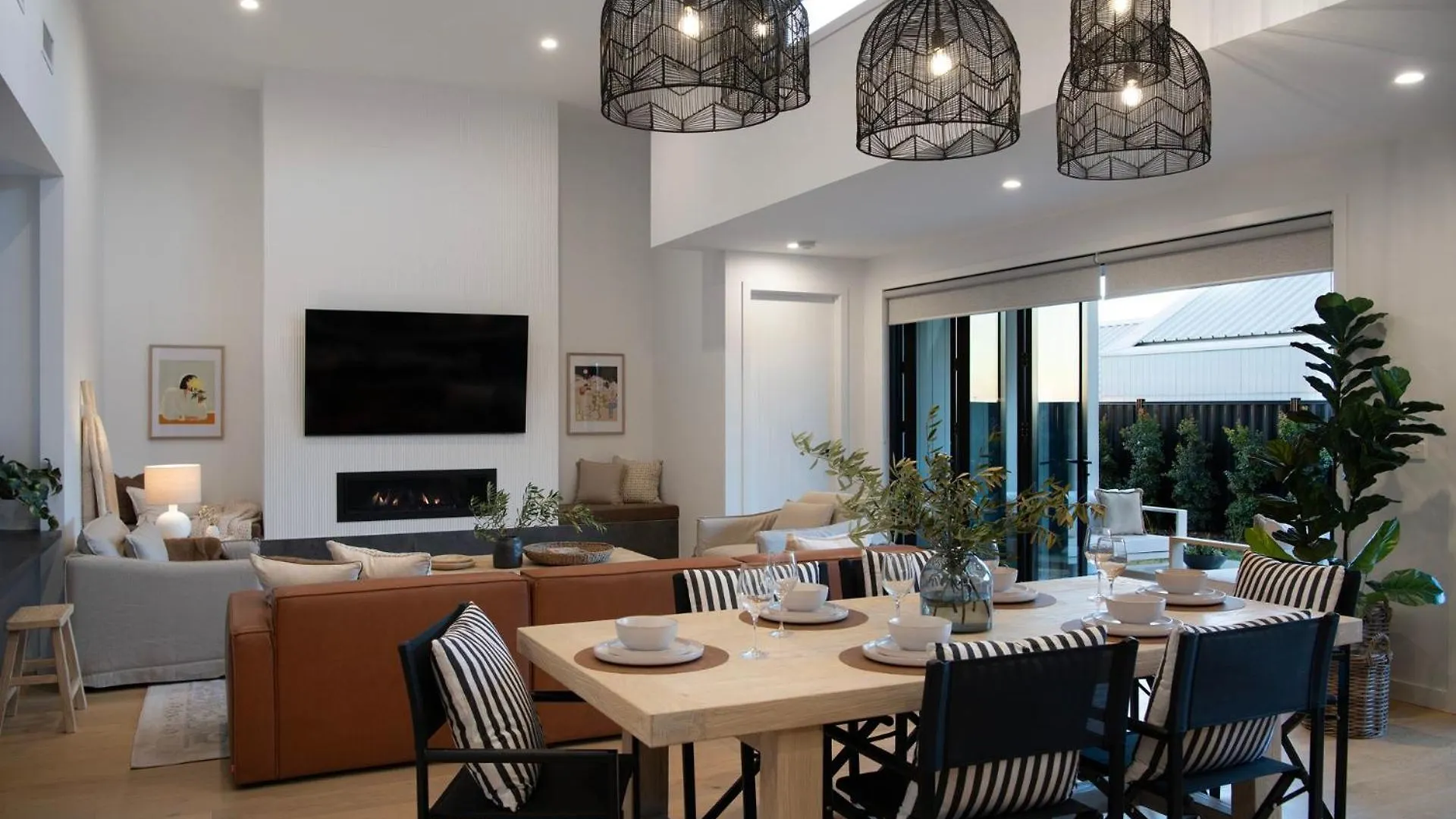 4 Holiday Homes Near The Convent Gallery Daylesford Worth Booking
