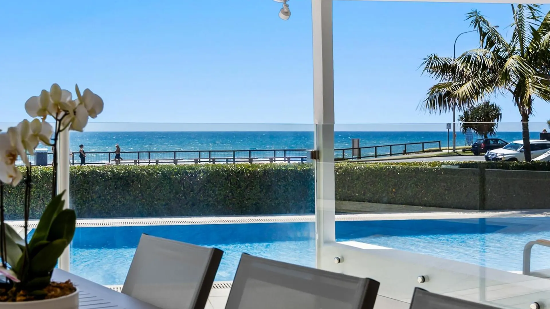 5 Best-Located Central Hotels in Sunshine Coast