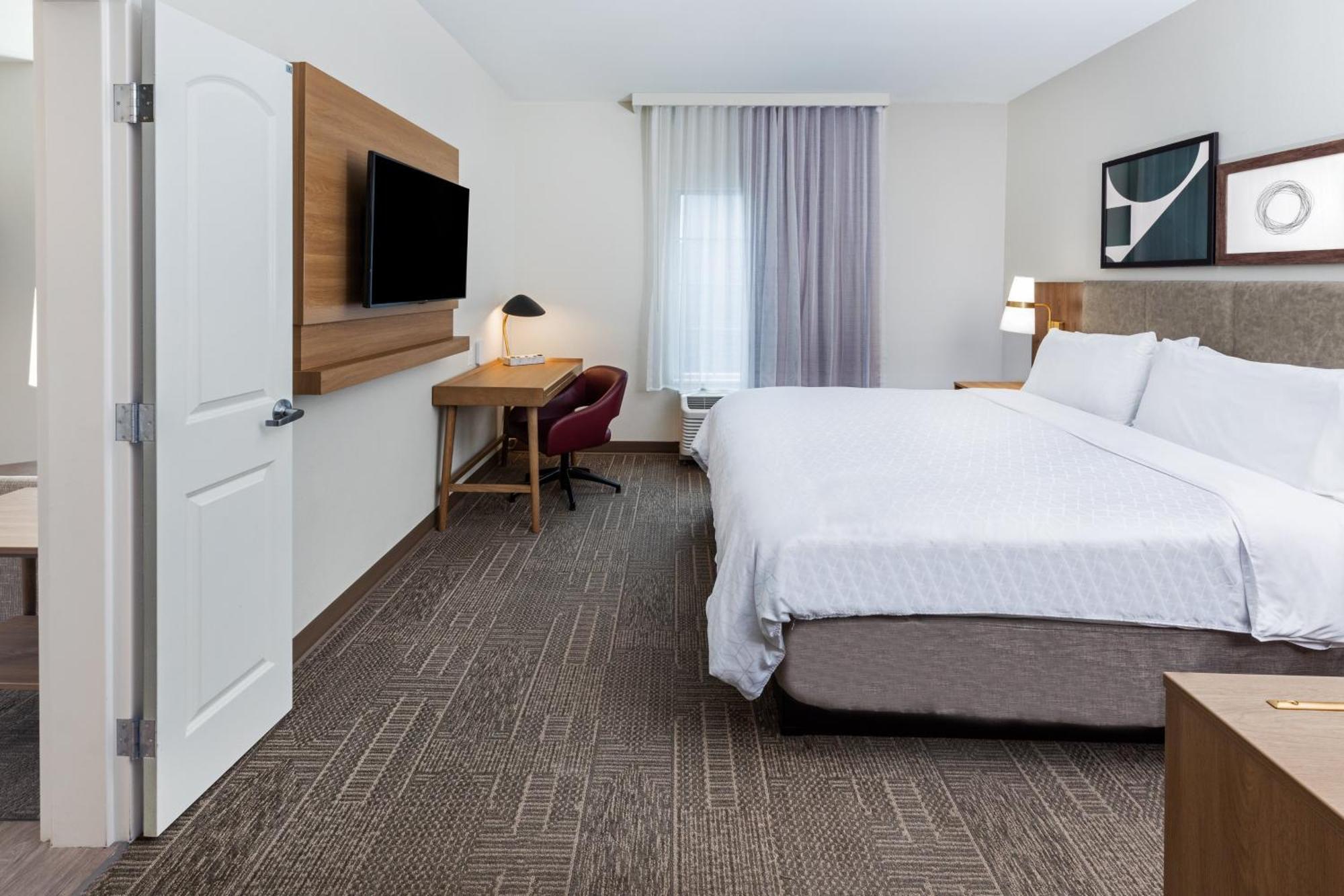 Where to Stay for Work: 15 Best Business Hotels in Texas Gulf Coast