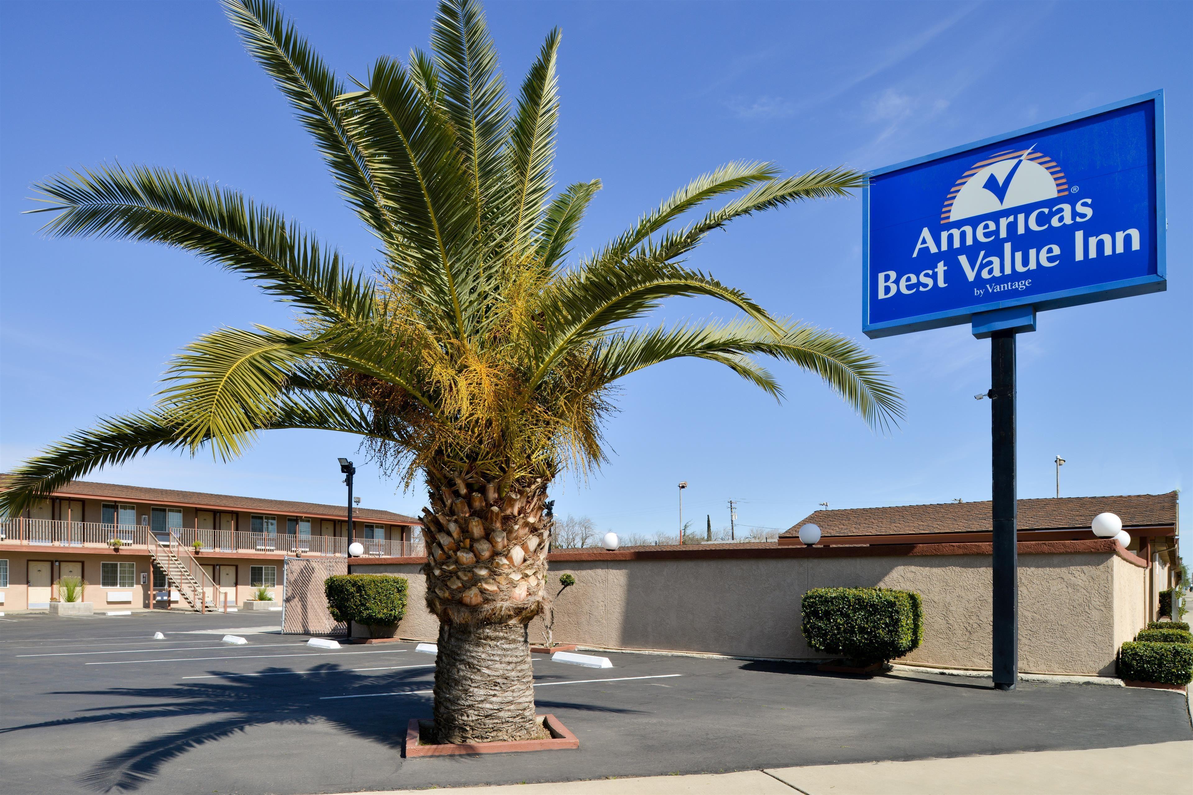 Staying in Northern California: 15 Two-Star Hotels Compared