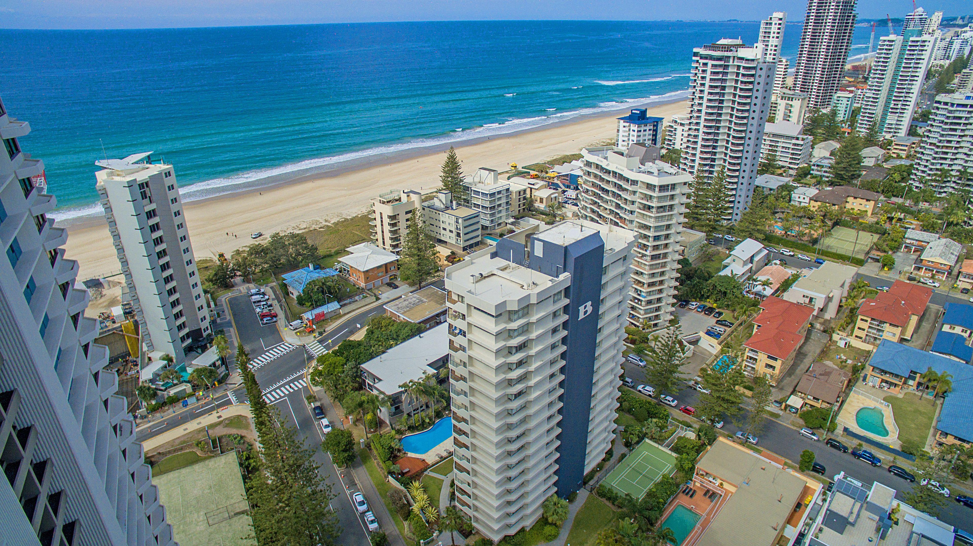 15 Four-Star Hotels in Surfers Paradise Worth Booking